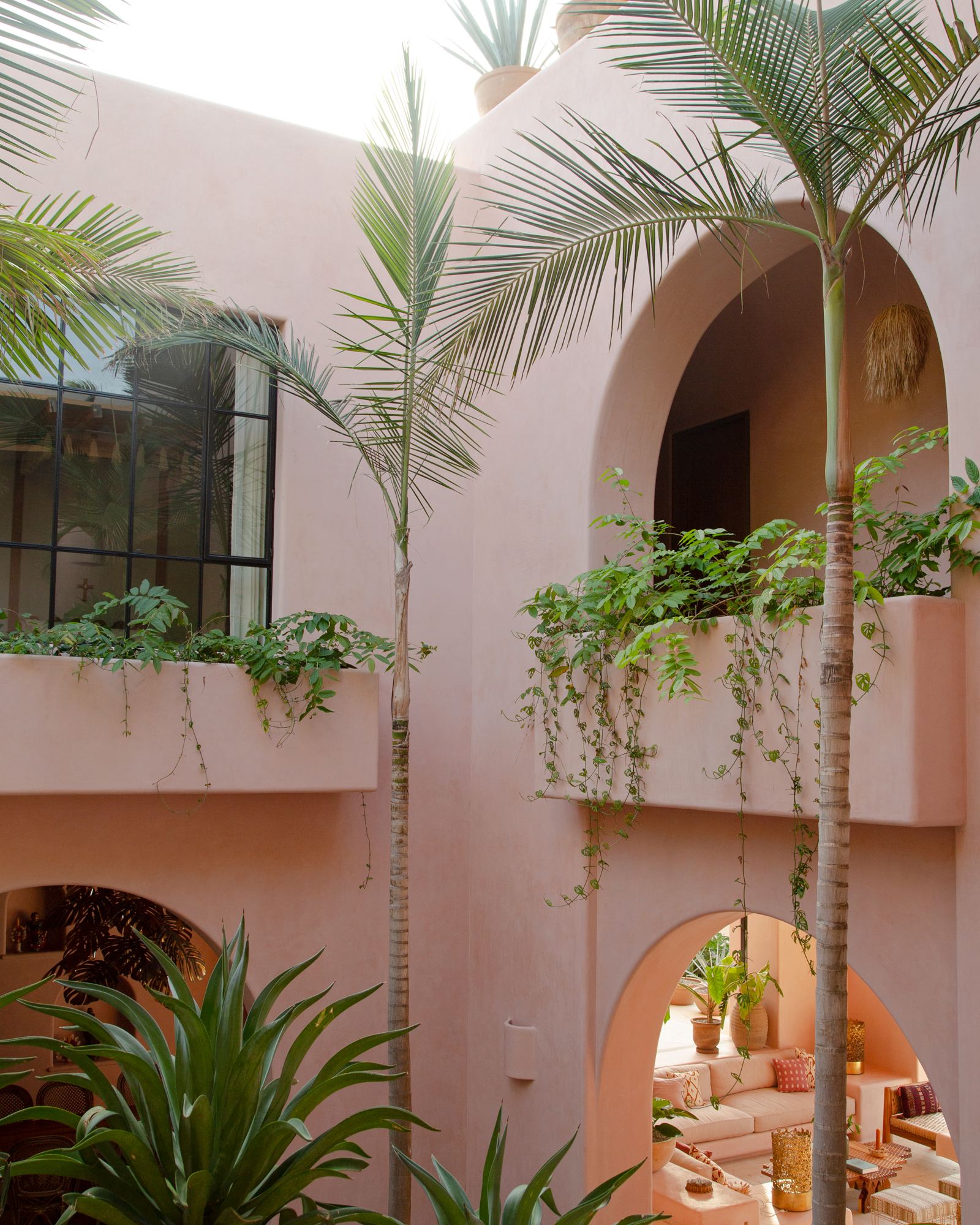 casa-rosada_villa_sayulita-mexico_exterior-windows.jpg