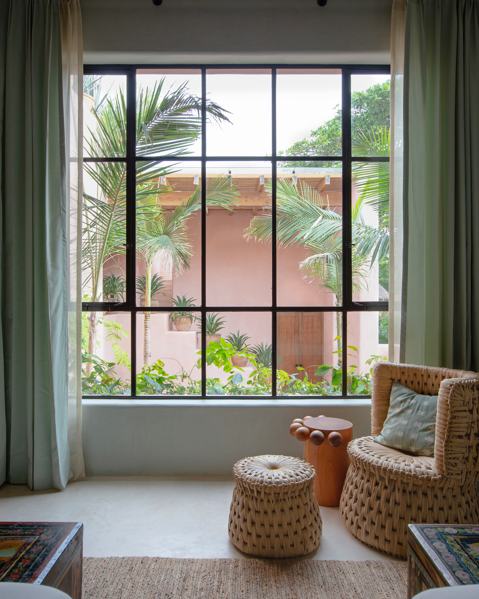 casa-rosada_villa_sayulita-mexico_interior-window.jpg